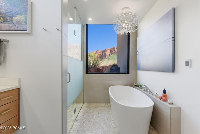 308 W Mallow Way, Ivins, UT 84738