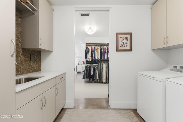 308 W Mallow Way, Ivins, UT 84738