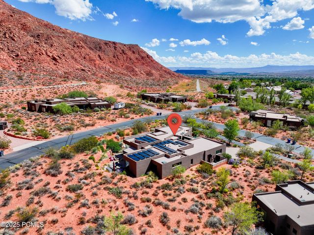 308 W Mallow Way, Ivins, UT 84738