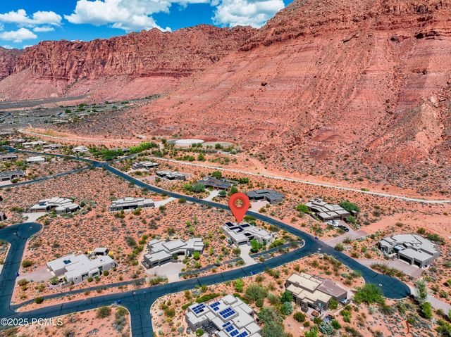 308 W Mallow Way, Ivins, UT 84738