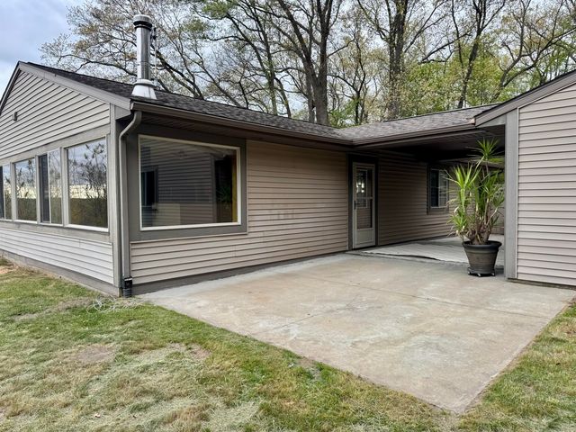 3418 E D Avenue, Cooper Twp, MI 49009