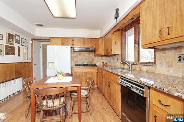 11 Kenneth Drive, Montclair, NJ 07043