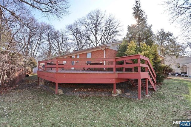 11 Kenneth Drive, Montclair, NJ 07043