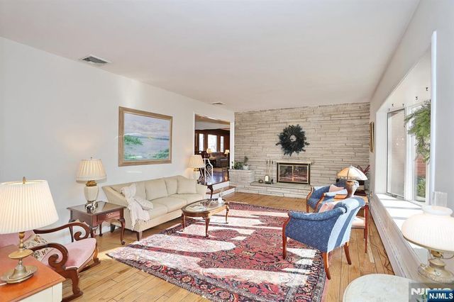 11 Kenneth Drive, Montclair, NJ 07043