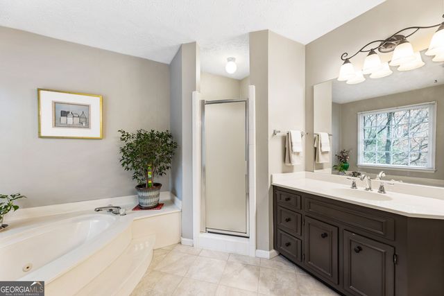 140 Price Hills Trail, Sugar Hill, GA 30518