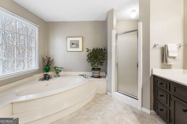 140 Price Hills Trail, Sugar Hill, GA 30518