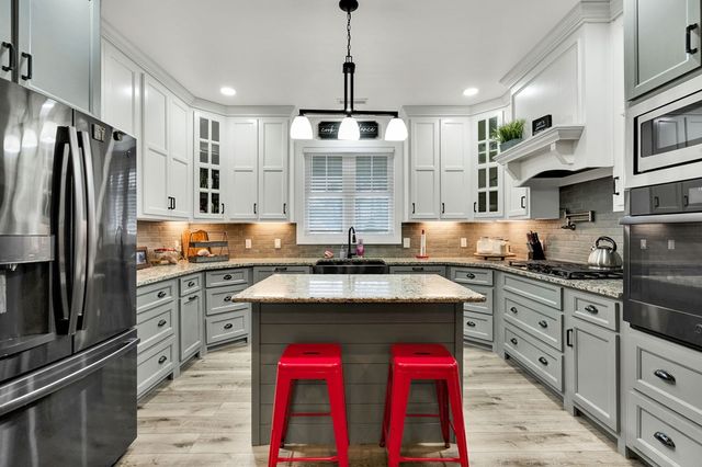 1918 Tara Place, Dalton, GA 30720