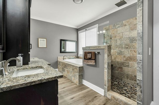 1918 Tara Place, Dalton, GA 30720