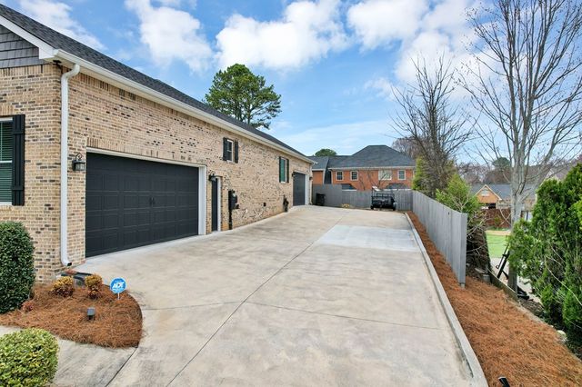 1918 Tara Place, Dalton, GA 30720