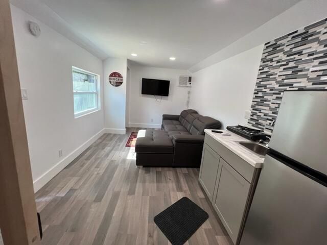 1609 SW 14TH Street, Fort Lauderdale, FL 33312
