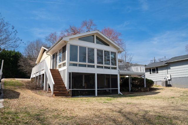 183 Lakeview Drive, Inman, SC 29349