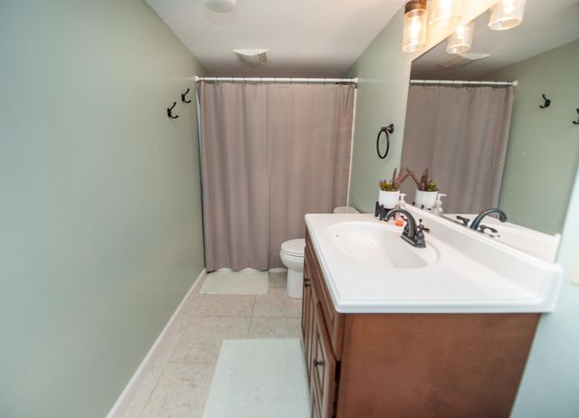 183 Lakeview Drive, Inman, SC 29349