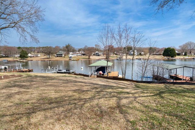 183 Lakeview Drive, Inman, SC 29349