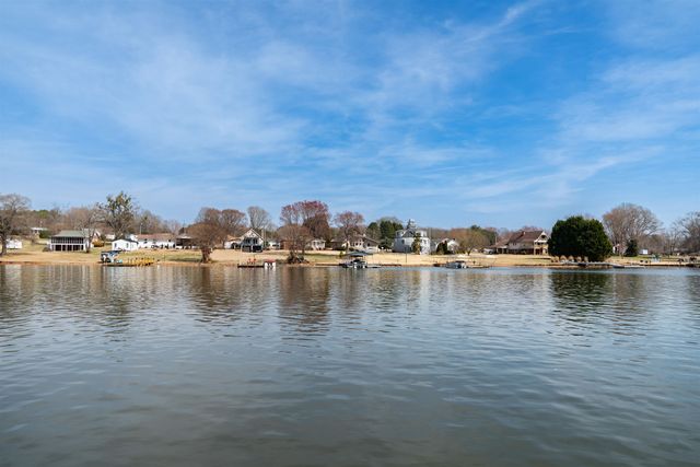 183 Lakeview Drive, Inman, SC 29349