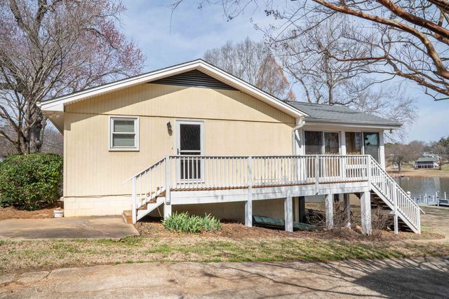 183 Lakeview Drive, Inman, SC 29349