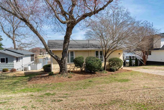 183 Lakeview Drive, Inman, SC 29349