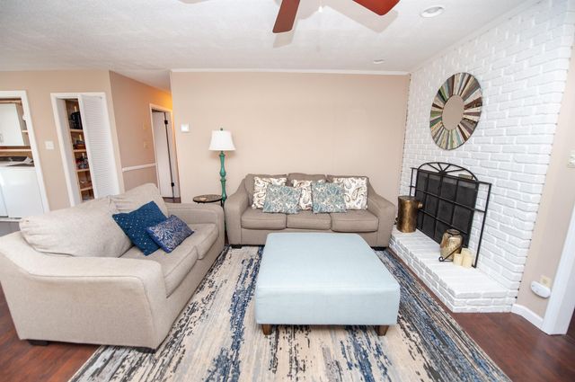 183 Lakeview Drive, Inman, SC 29349