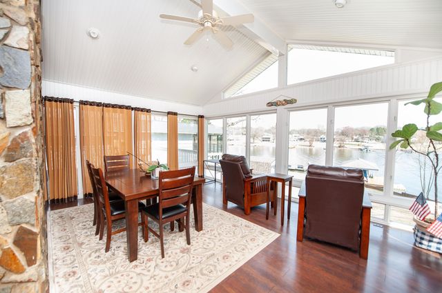 183 Lakeview Drive, Inman, SC 29349