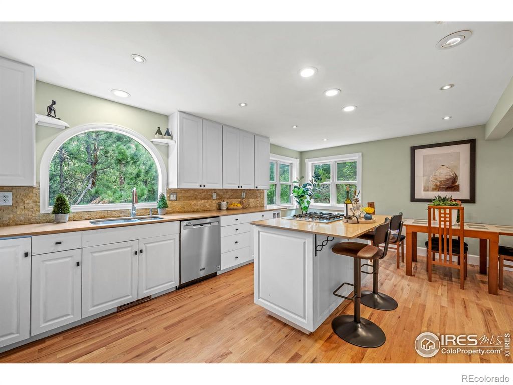 301 Valley Lane, Boulder, CO 80302