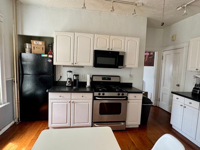 172 Putnam Street 2, Boston, MA 02128