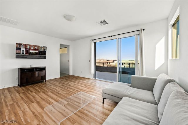 10336 Green Ember Drive, Las Vegas, NV 89135