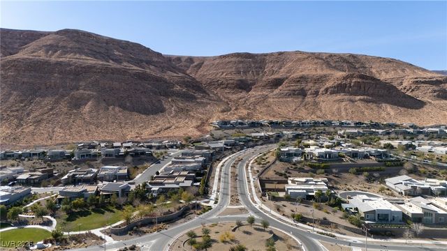 10336 Green Ember Drive, Las Vegas, NV 89135