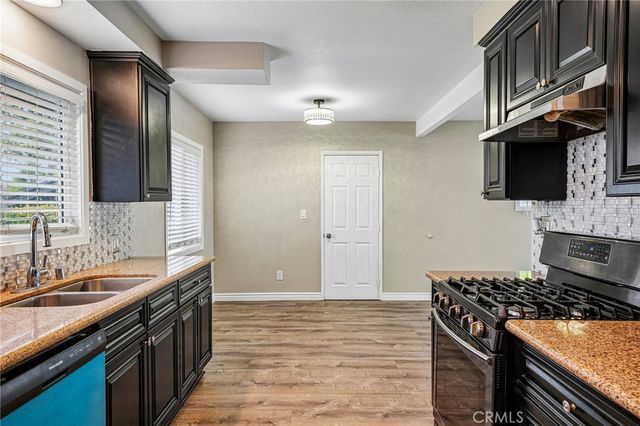 2424 Central, Riverside, CA 92506