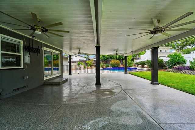 2424 Central, Riverside, CA 92506