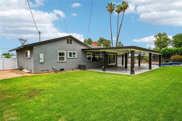 2424 Central, Riverside, CA 92506