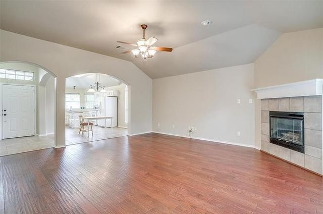 4216 Boulder Park Drive, Fort Worth, TX 76040