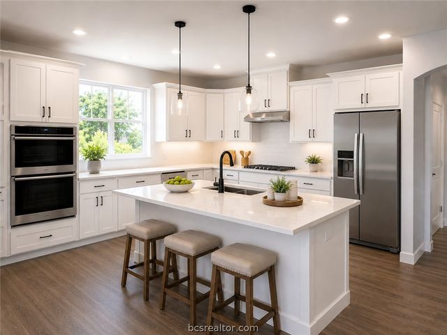 2000 Reagan Court, Bryan, TX 77802