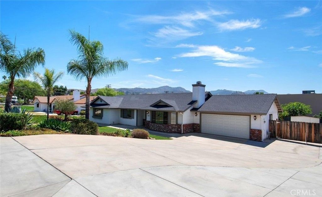 1265 Tres Lomas, El Cajon, CA 92021