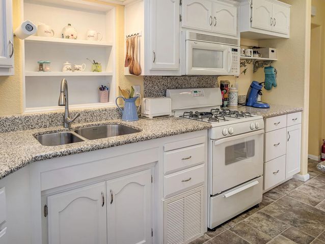 70200 Dillon Road 534, Desert Hot Springs, CA 92241