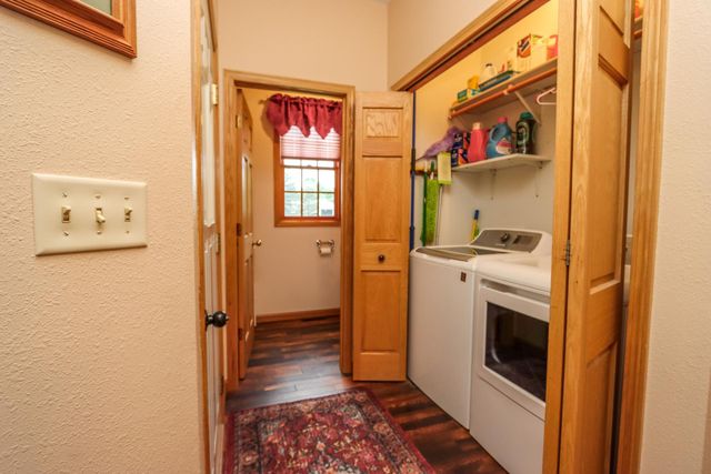 38462 498th Street, North Mankato, MN 56003