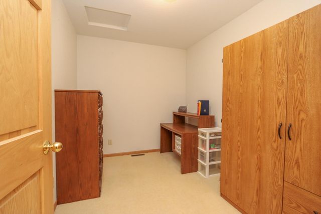38462 498th Street, North Mankato, MN 56003