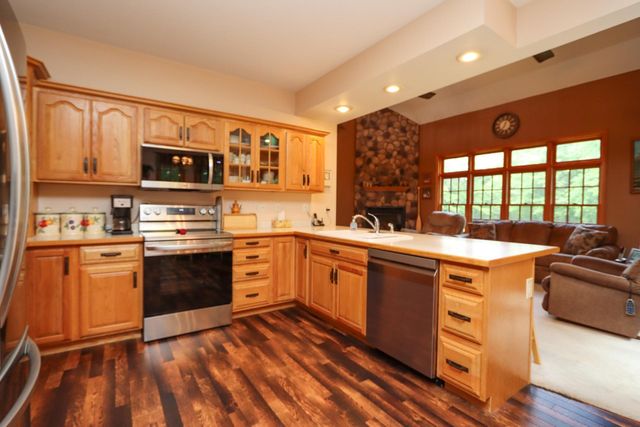 38462 498th Street, North Mankato, MN 56003