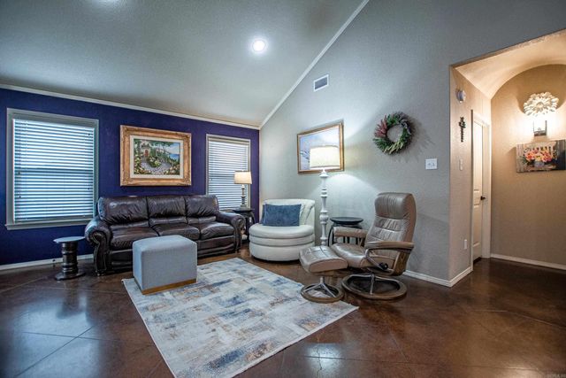607 Hideaway Circle, Alexander, AR 72002