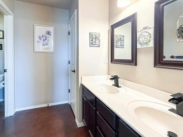 607 Hideaway Circle, Alexander, AR 72002