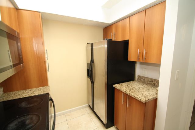 1000 Crystal Way F, Delray Beach, FL 33444