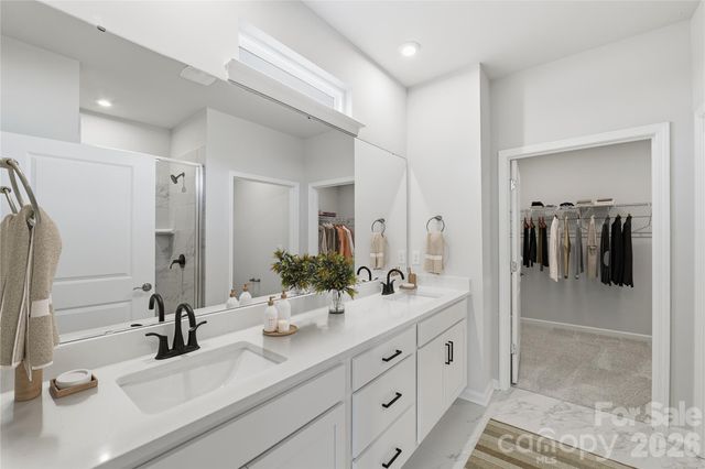 1087 Arundle Road, Sherrills Ford, NC 28673