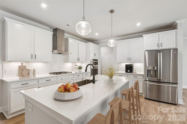 1087 Arundle Road, Sherrills Ford, NC 28673