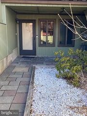 9A DARIEN, New Hope, PA 18938