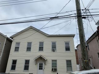 119-13 18 Avenue 1R, College Point, NY 11356