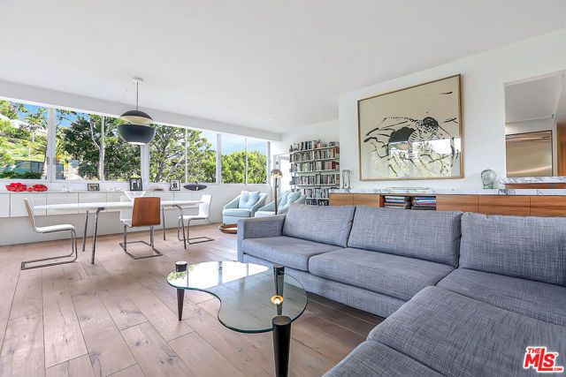 17352 W Sunset Boulevard 301, Pacific Palisades (los Angeles), CA 90272