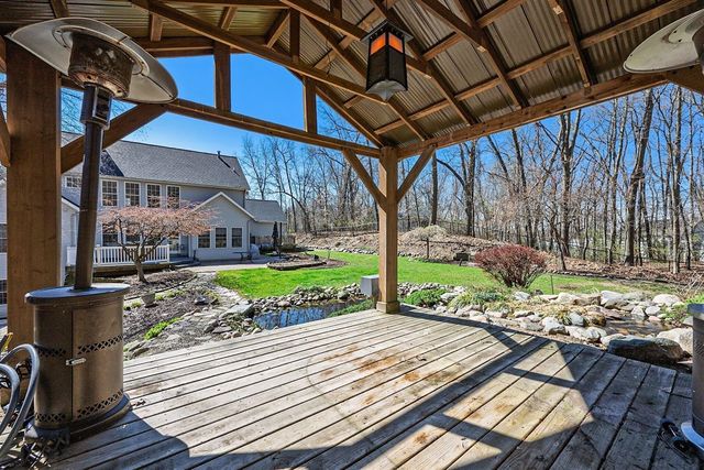 6390 Shugarbush Trail, Kalamazoo, MI 49009