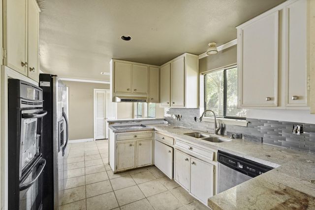 2911 Ashford Trail, Houston, TX 77082