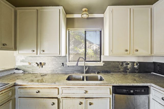 2911 Ashford Trail, Houston, TX 77082