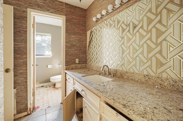 2911 Ashford Trail, Houston, TX 77082