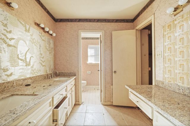 2911 Ashford Trail, Houston, TX 77082