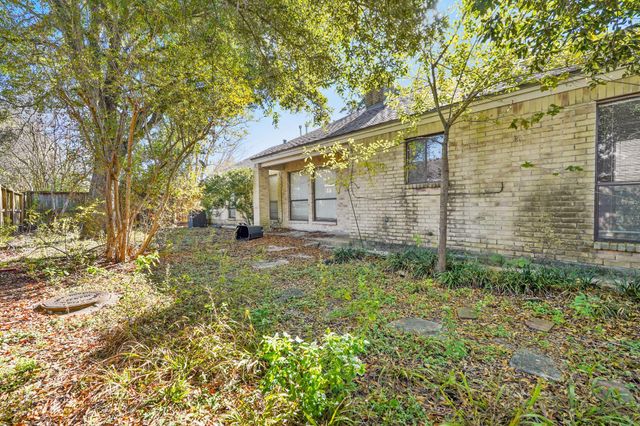 2911 Ashford Trail, Houston, TX 77082